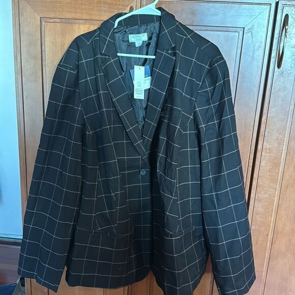 Bundle of Liz Claiborne 5x - Picture 3 of 10